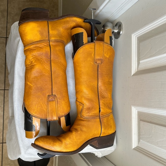 Vintage 1977 Stewart Boot Co. Handmade SOFT Leather Cowboy Boots Men's size 9 D - Picture 10 of 13